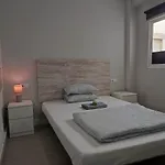 38 - Habitacion En Piso منزل للإقامة لقنت