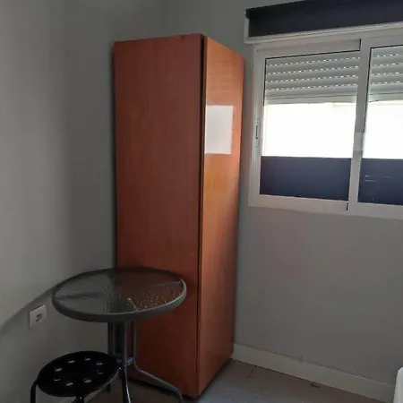38 - Habitacion En Piso Alicante
