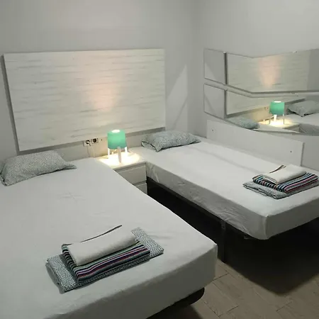 38 - Habitacion En Piso *